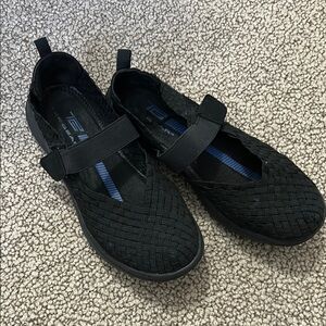 Tek Gear Black Flats Slip-On Loafers